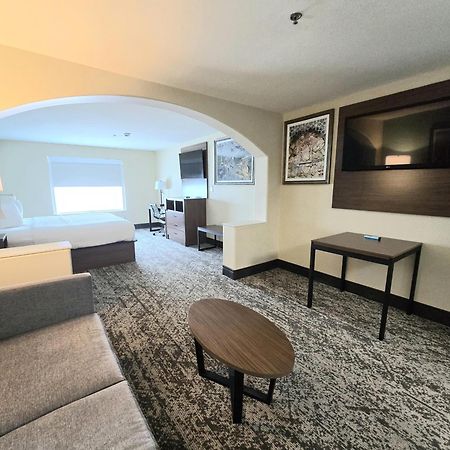 Best Western Casa Villa Suites Харлинген Екстериор снимка